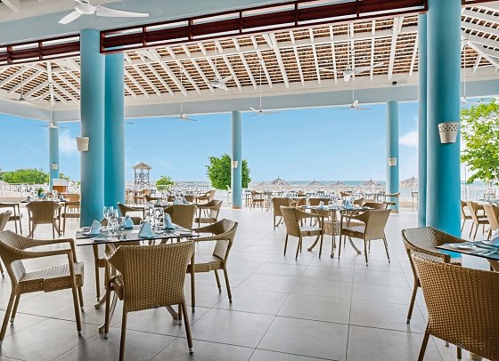 Iberostar Waves Rose Hall Beach