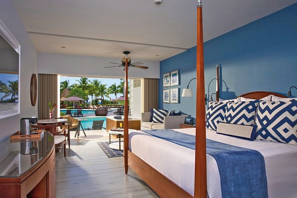 Secrets St. James Montego Bay - Wohnbeispiel Preferred Club Junior Suite Ocean View Swim Out (Zimmercodierung JBQ)