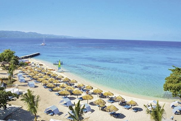Grand Decameron Cornwall Beach, A Trademark All-Inclusive Resort