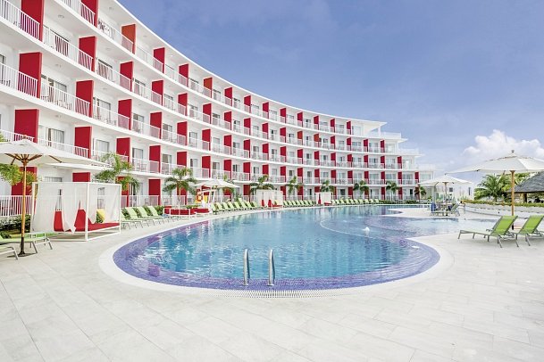 Grand Decameron Cornwall Beach, A Trademark All-Inclusive Resort