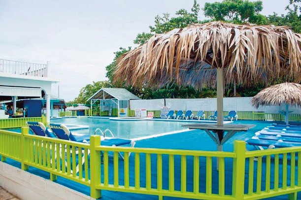 Fun Holiday Beach Resort