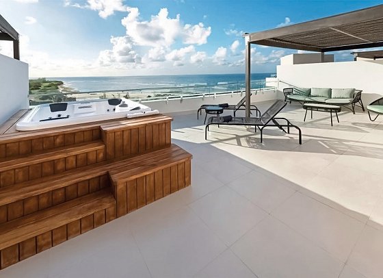 Ocean Coral Spring - Wohnbeispiel Juniorsuite Rooftop (Zimmercodierungen JM1 & UR1)