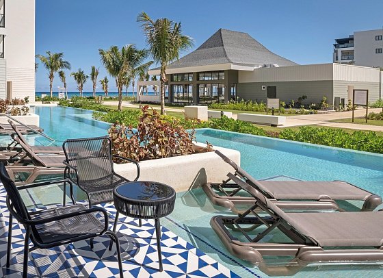 Ocean Allure Eden Bay - Wohnbeispiel Juniorsuite Swim Up (Zimmercodierung J1Q)