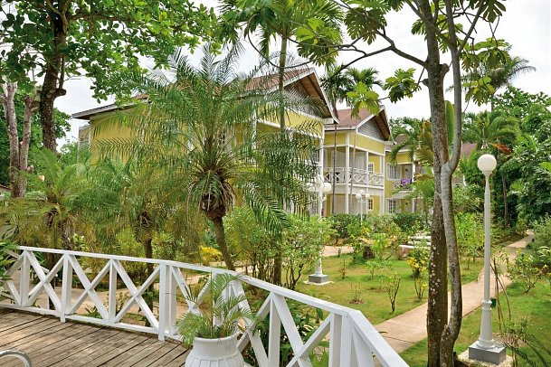 Merril's Beach Resort