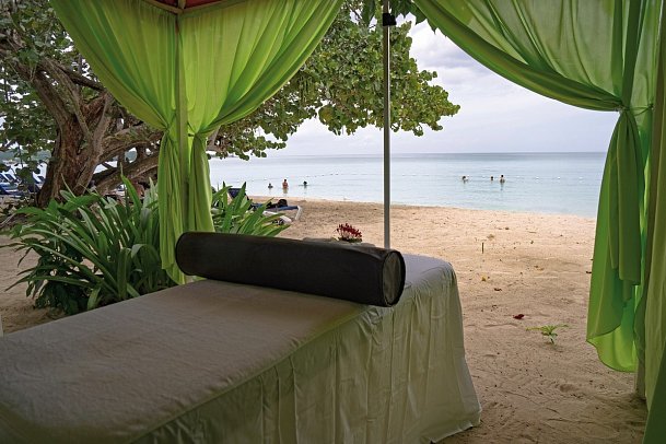 Merril's Beach Resort