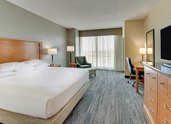 Drury Inn & Suites Orlando - Wohnbeispiel Deluxe 1 King (Zimmercodierung UD2)