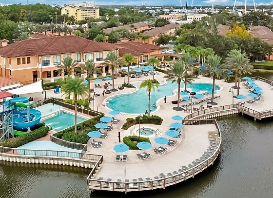 Regal Oaks Resort Vacation Townhomes Apartments