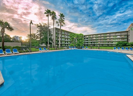 Wyndham Garden Lake Buena Vista Disney Springs Resort Area
