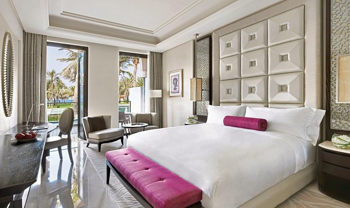 Al Bustan Palace, a Ritz-Carlton Hotel - Wohnbeispiel Bustan Lagoon Access (Zimmercodierung UDQ)