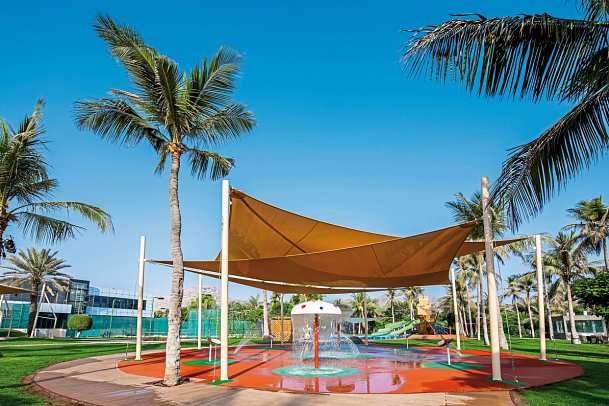 Al Bustan Palace, a Ritz-Carlton Hotel