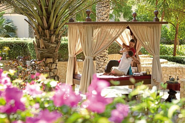 DoubleTree by Hilton Muscat Al Waha