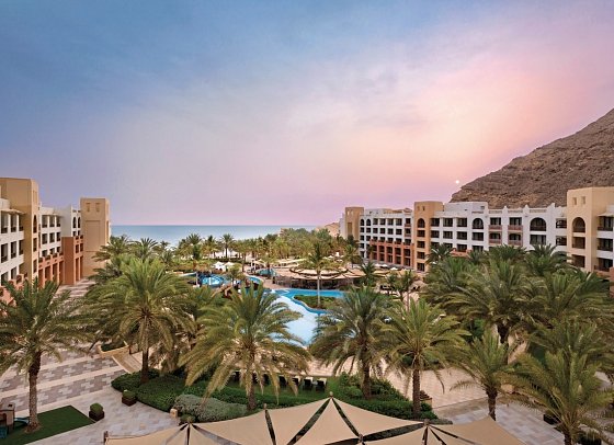 DoubleTree by Hilton Muscat Al Waha