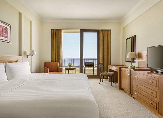DoubleTree by Hilton Muscat Al Waha - Wohnbeispiel Deluxe Room with Sea View (Zimmercodierung USM)