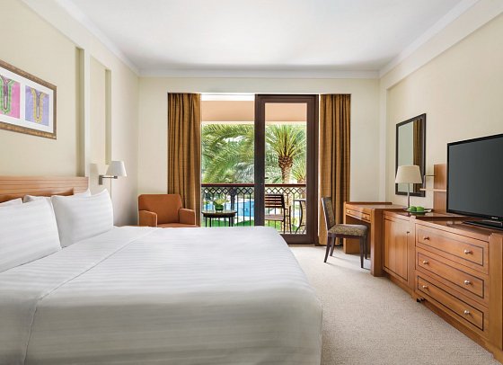 DoubleTree by Hilton Muscat Al Waha - Wohnbeispiel Family Room (Zimmercodierung FB1)