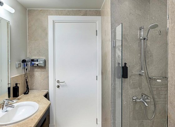 Sifawy Boutique Hotel - Beispiel Bad One Bedroom Residence (Zimmercodierungen AB1, OB2 & PB3)