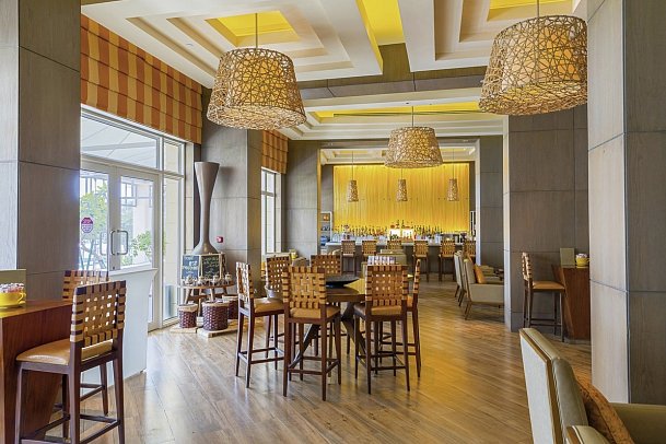 Barceló Mussanah Resort - The Deck