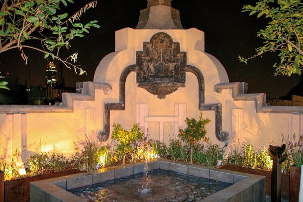 Hampton Inn & Suites