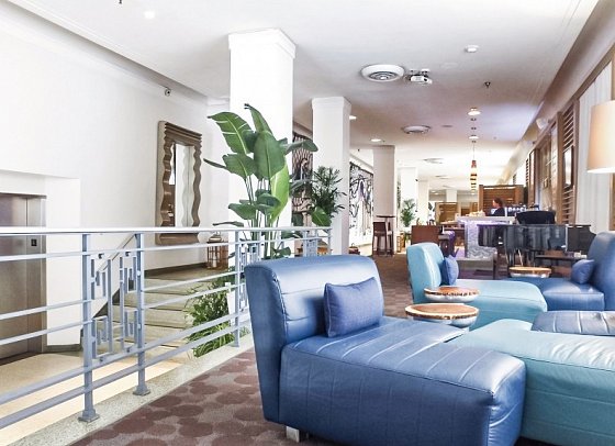 Marseilles Hotel