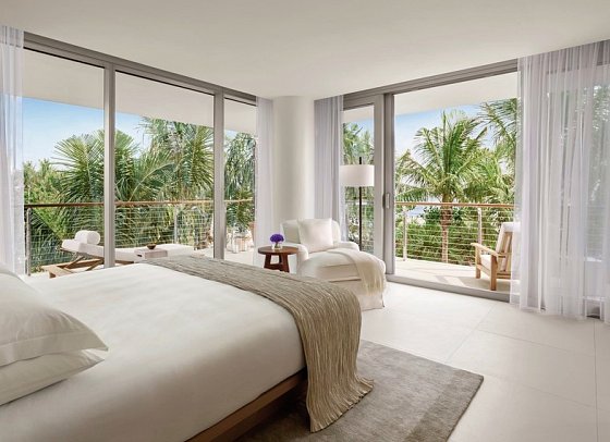 The Miami Beach EDITION