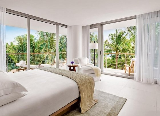 The Miami Beach EDITION