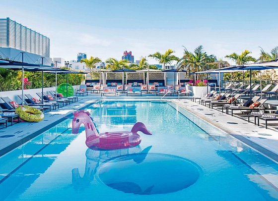 Moxy South Beach
