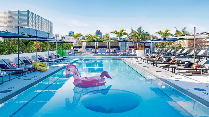 Moxy South Beach