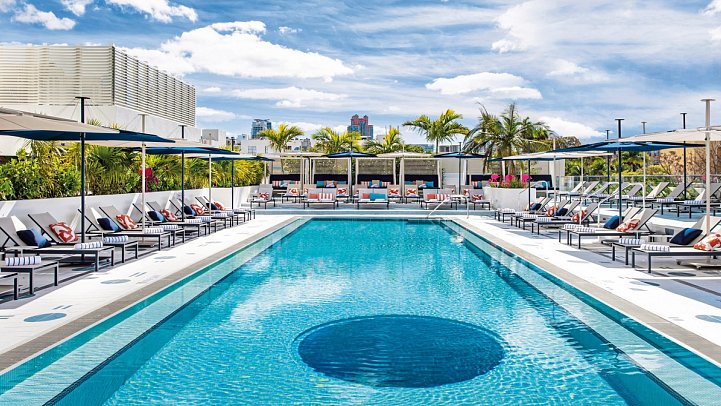 Moxy South Beach