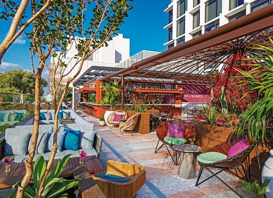Moxy South Beach