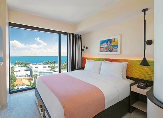 Moxy South Beach - Wohnbeispiel King Ocean View (Zimmercodierung UGM)