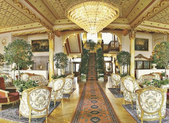 Regina Palace