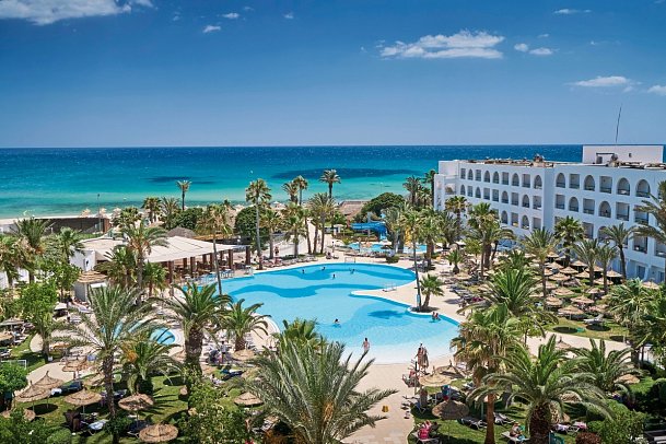 Nozha Beach & Spa