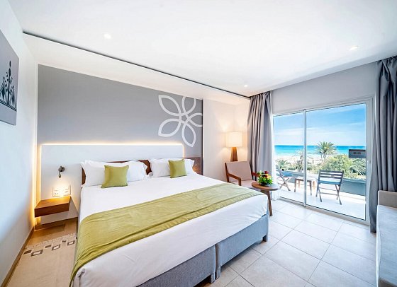 Sentido Marillia Resort & Spa - Wohnbeispiel Doppelzimmer Meerblick (Zimmercodierungen DBM & DCM)