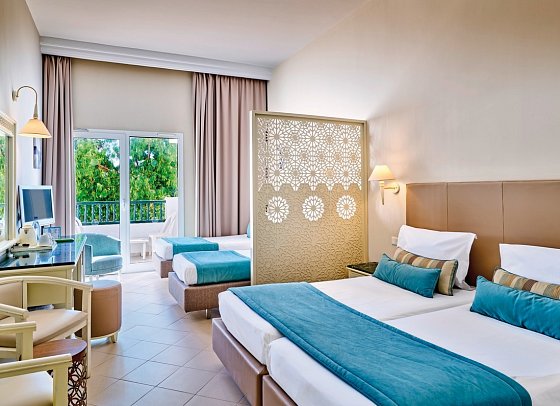 Royal Nozha Beach - Wohnbeispiel Familienzimmer (Zimmercodierung FB2)