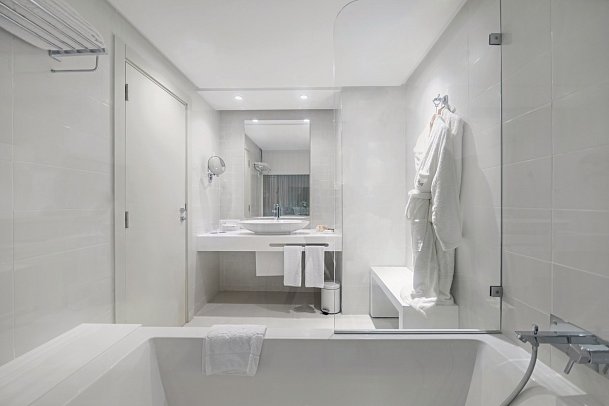 Royal Azur Thalassa - Wohnbeispiel Bad (Zimmercodierungen DM1, DC1, DMM, DCM, FM1 & JM1)