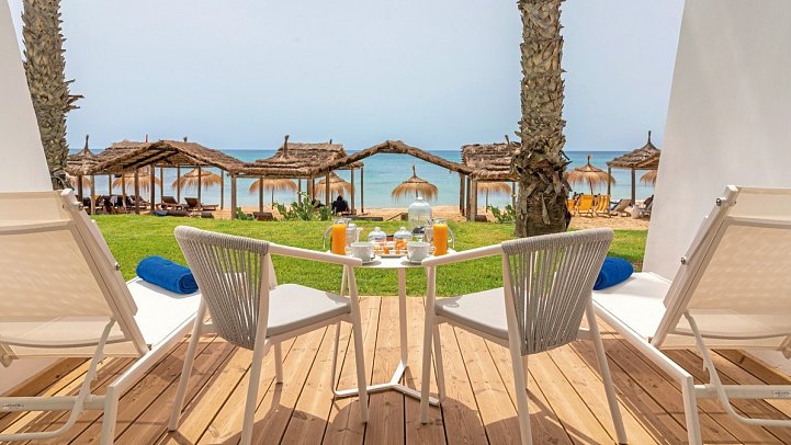 Royal Azur Thalassa - Wohnbeispiel Bungalow Meeresfront (Zimmercodierungen BBO & BCM)