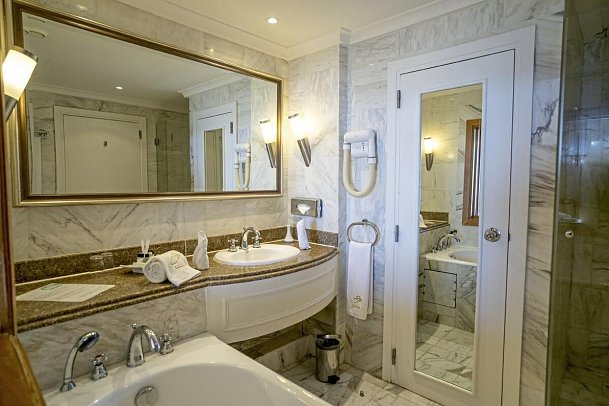 Vincci Saphir Palace - Wohnbeispiel Bad (Zimmercodierungen DE2, D2P, DCP, D2M, DCM & F2M)