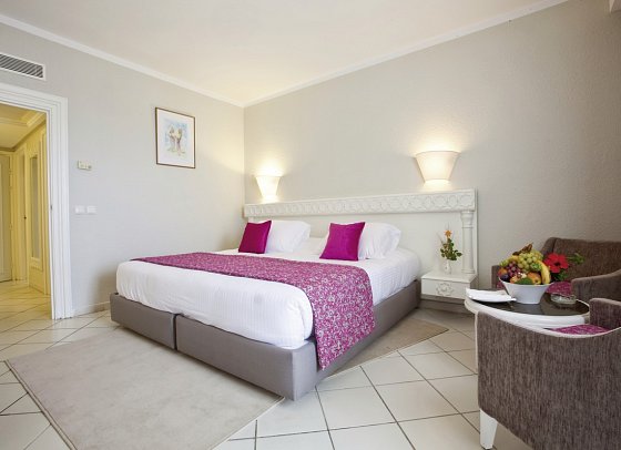 El Mouradi Palm Marina - Wohnbeispiel Doppelzimmer (Zimmercodierungen DB1, DC1, DBM, DCM & DE1)