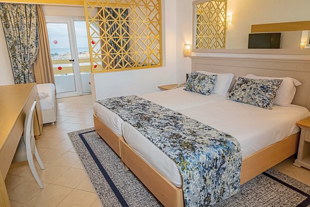 Marhaba Royal Salem - Wohnbeispiel Familienzimmer (Zimmercodierung FB1)