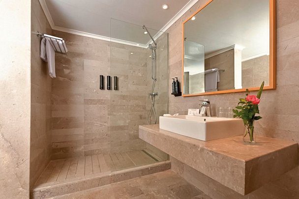 Tour Khalef - Wohnbeispiel Bad (Zimmercodierungen DB1, DC1, DBM, DCM, DDM & DC2)