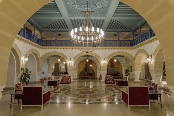 Regency Hotel & Spa