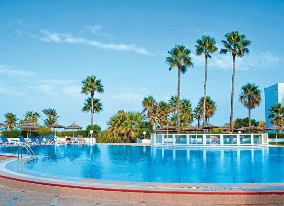 Club Tropicana & Spa