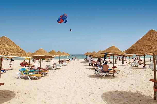 Club Tropicana & Spa