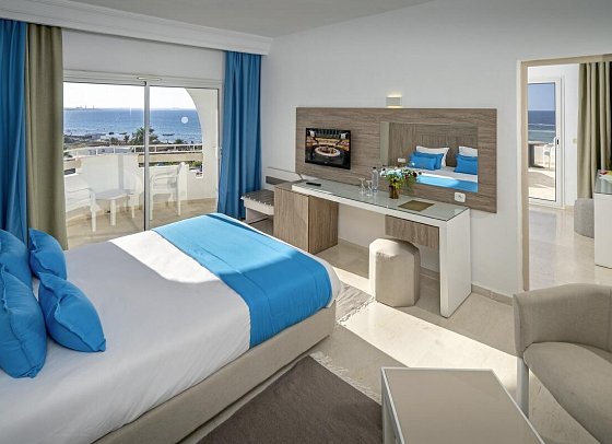 Vincci Helya Beach - Wohnbeispiel Familienzimmer Meerblick (Zimmercodierung F2M)