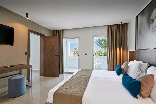 Mahdia Beach und Aquapark - Wohnbeispiel Familienzimmer mit Verbindungstür (Zimmercodierungen FV1 & FVM)