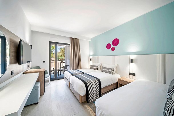 Calimera El Borj - Wohnbeispiel Vierbettzimmer (Zimmercodierung RB1)