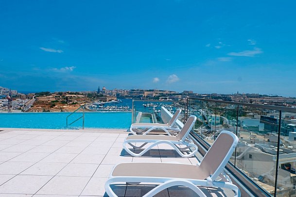 Grands Suites Hotel Residences & Spa