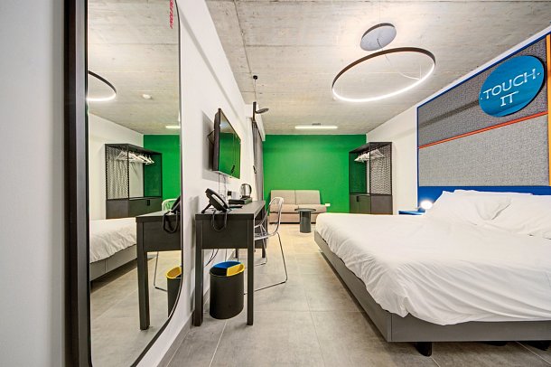 IKYK Hotel - Wohnbeispiel Doppelzimmer Komfort (Zimmercodierung DF1)