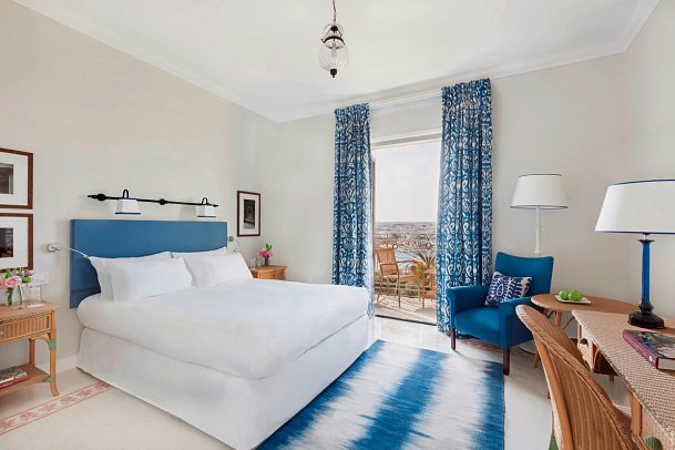 Hotel Phoenicia - Wohnbeispiel Doppelzimmer Deluxe (Zimmercodierung DDM)