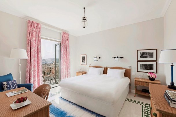 Hotel Phoenicia - Wohnbeispiel Doppelzimmer Executive (Zimmercodierung DT1)