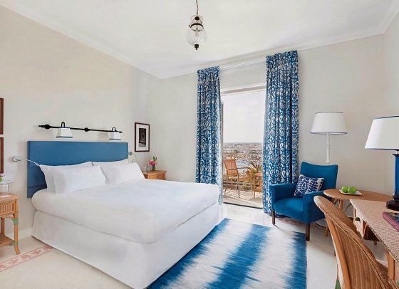 The Phoenicia Hotel - Wohnbeispiel Doppelzimmer Deluxe (Zimmercodierung DDM)